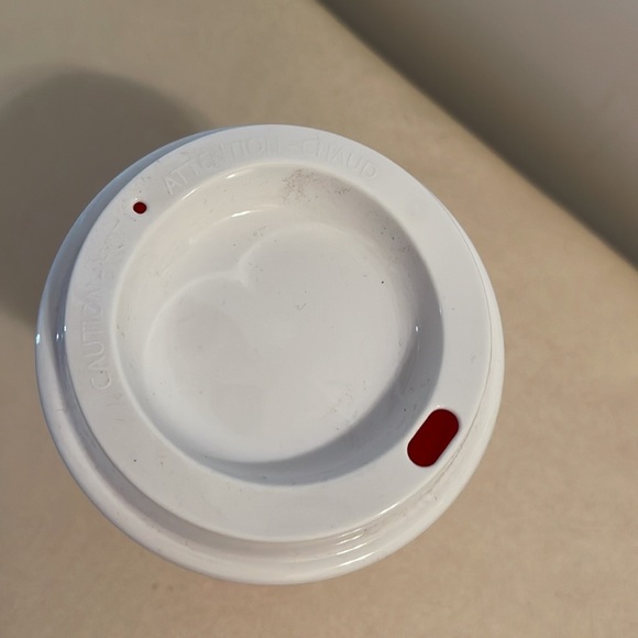 2021 AND 2022 Limited edition Starbucks red cups - Picture 5 of 12